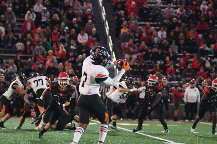 Linsly, Cambridge Get Statement Wins